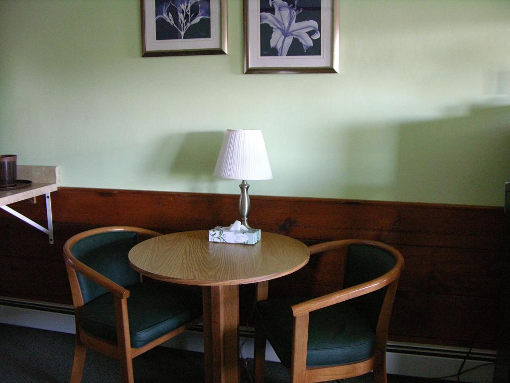 Bay Top Motel