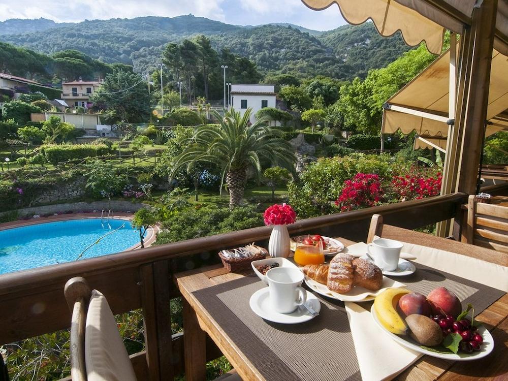 Hotel Cernia Isola Botanica