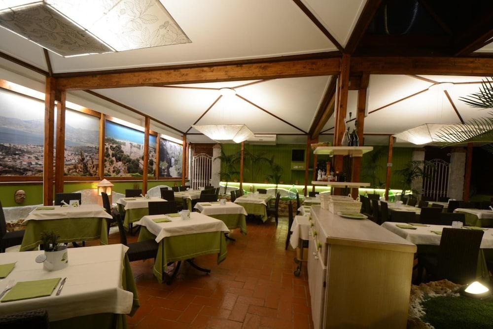 Hotel Porta Rosa