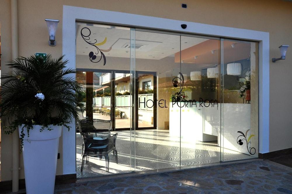 Hotel Porta Rosa