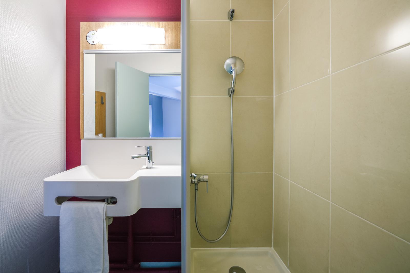 B&B Hotel Nantes Centre