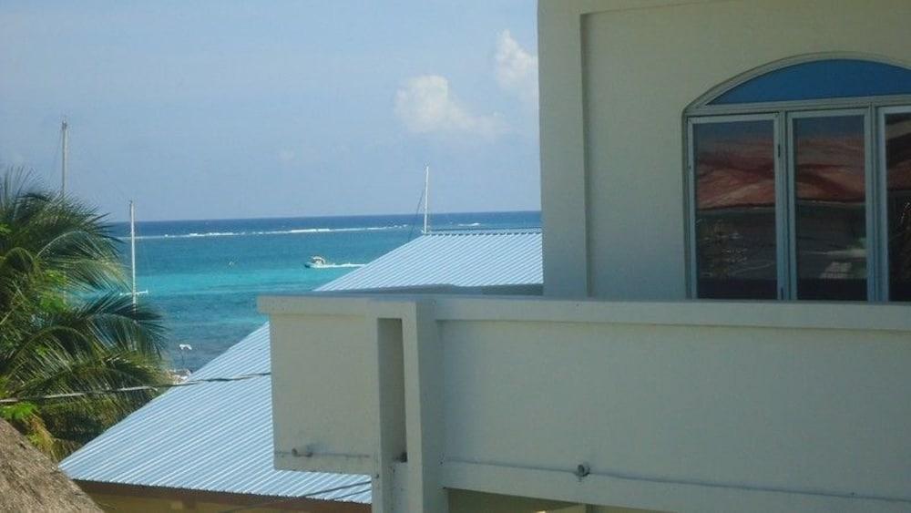 Hotel Ocean Paradise