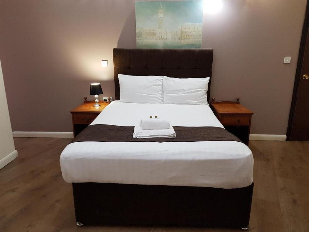 Weaste Hotel