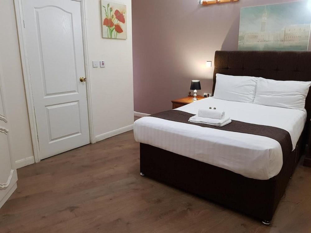 Weaste Hotel