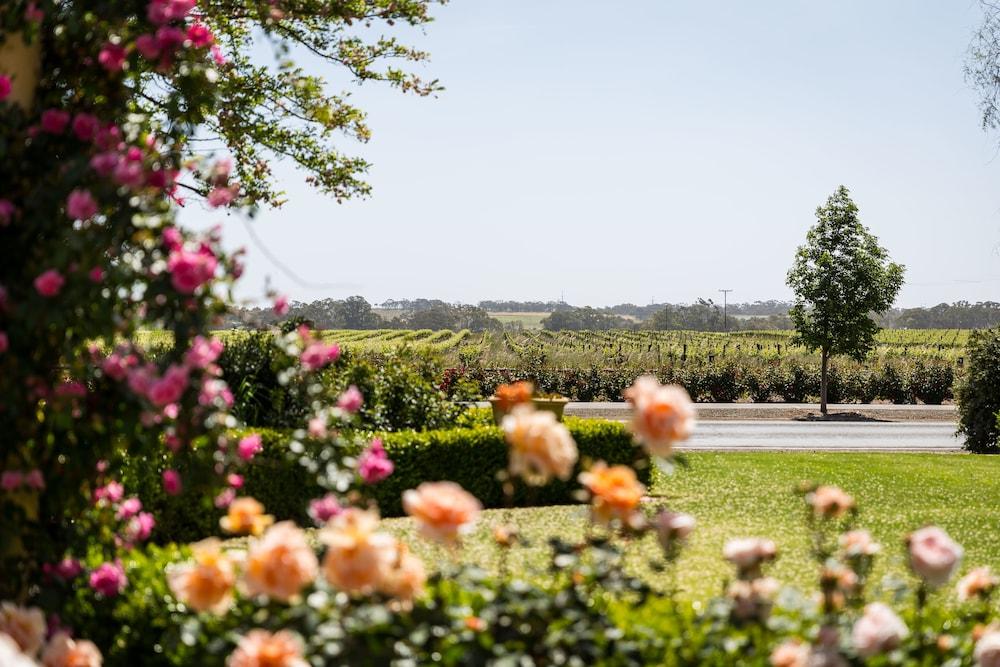 Barossa House Bed and Breakfast