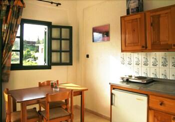 Marianna Apartments
