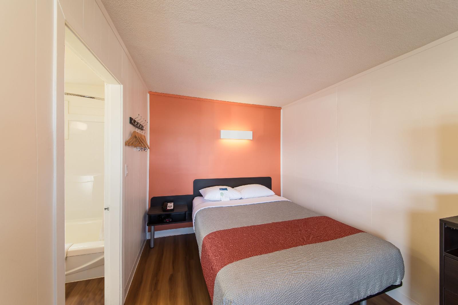 Motel 6 Cranbrook, BC