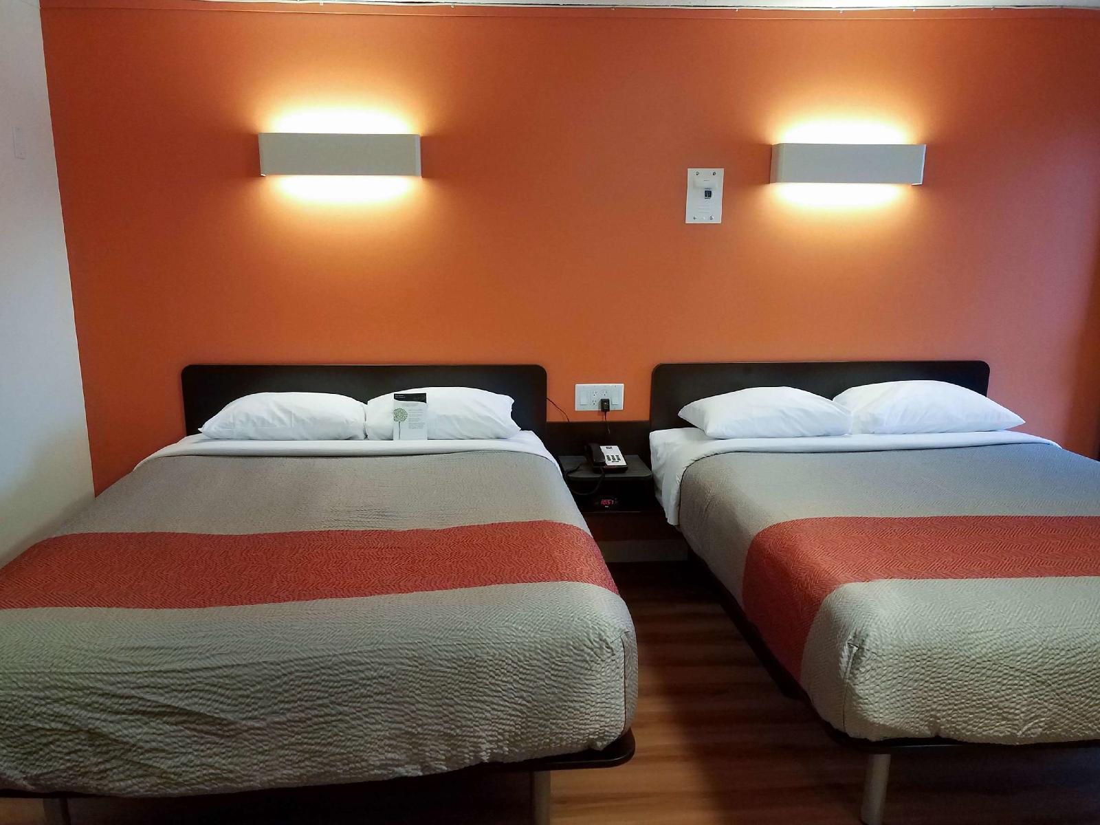 Motel 6 Cranbrook, BC