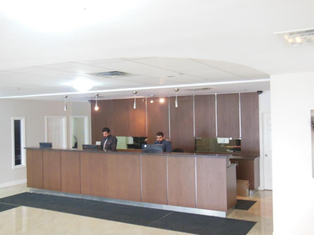 NU Hotel Toronto Airport