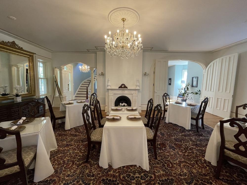 Manoir Sweetsburg