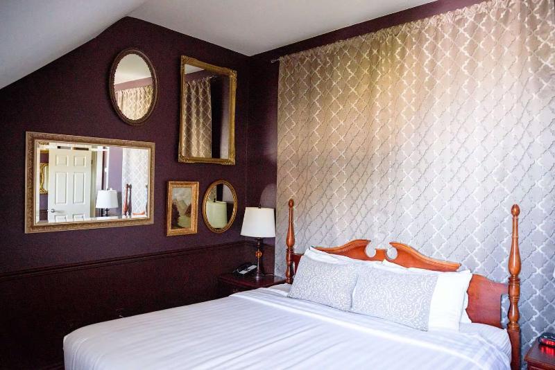 Arlington Hotel