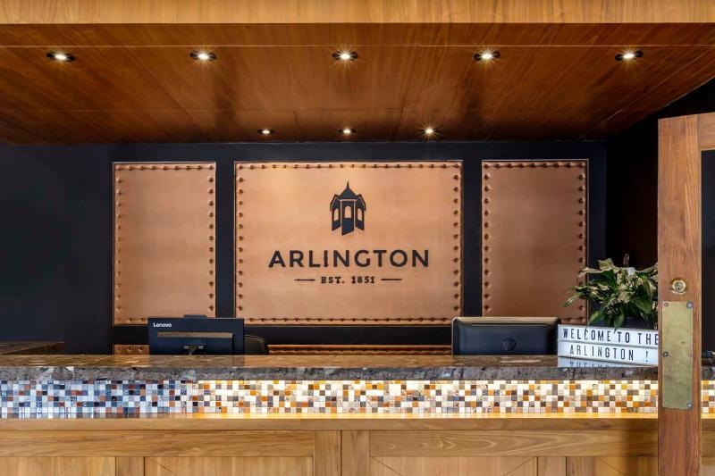 Arlington Hotel