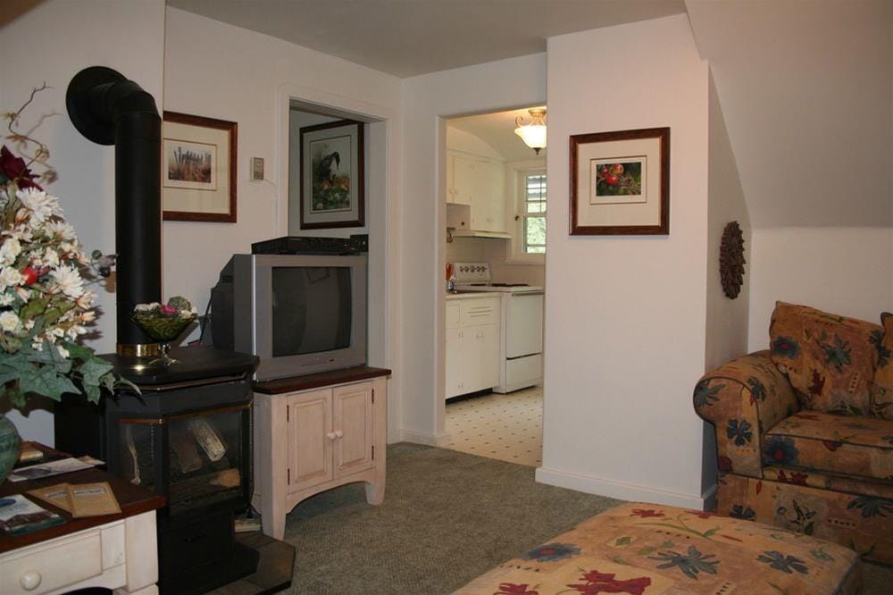 Burleys Gardens and Suite