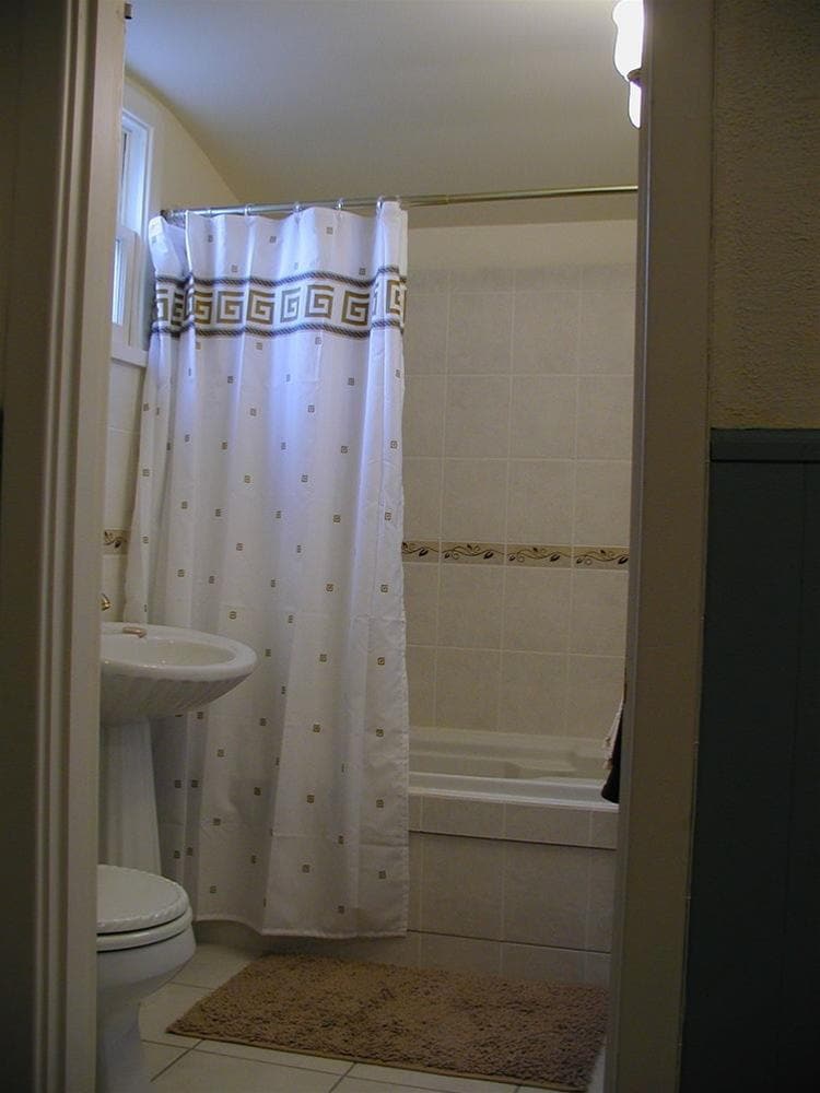 Burleys Gardens and Suite