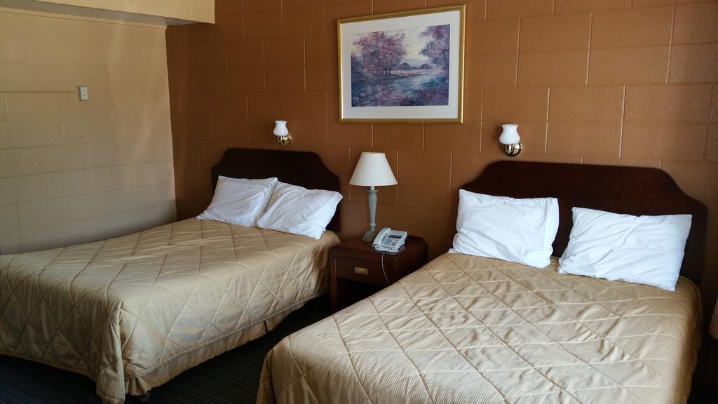 Riverview Motel