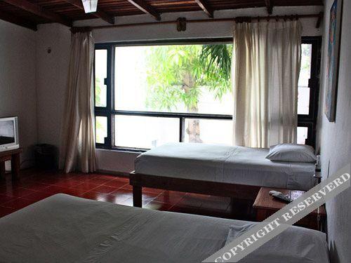 Haina Hostal
