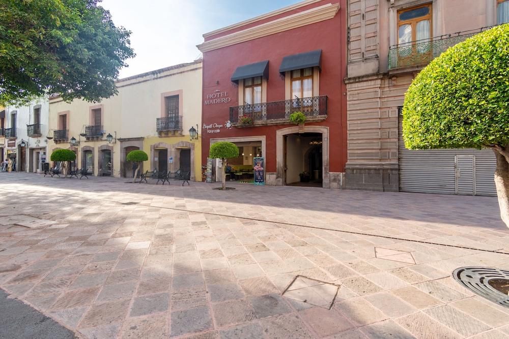 Hotel Madero