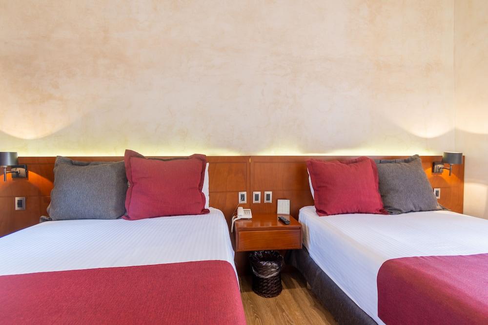 Hotel Madero
