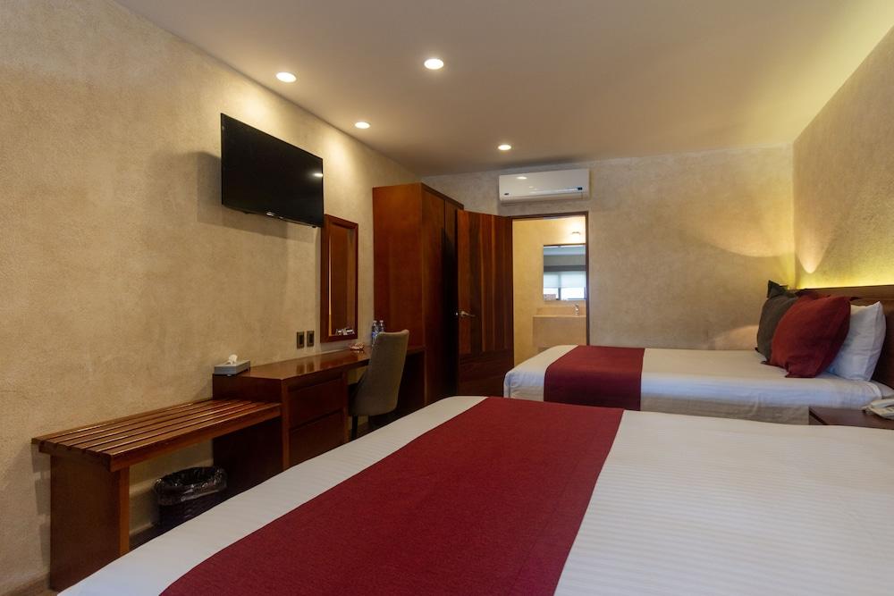 Hotel Madero