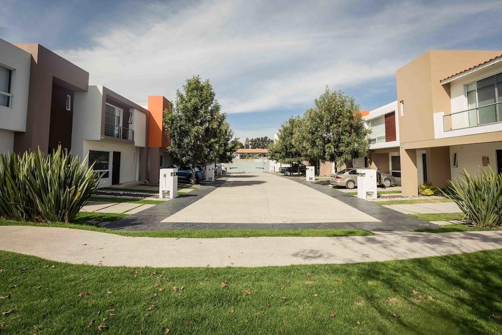 Redwood Villas Extended Stay