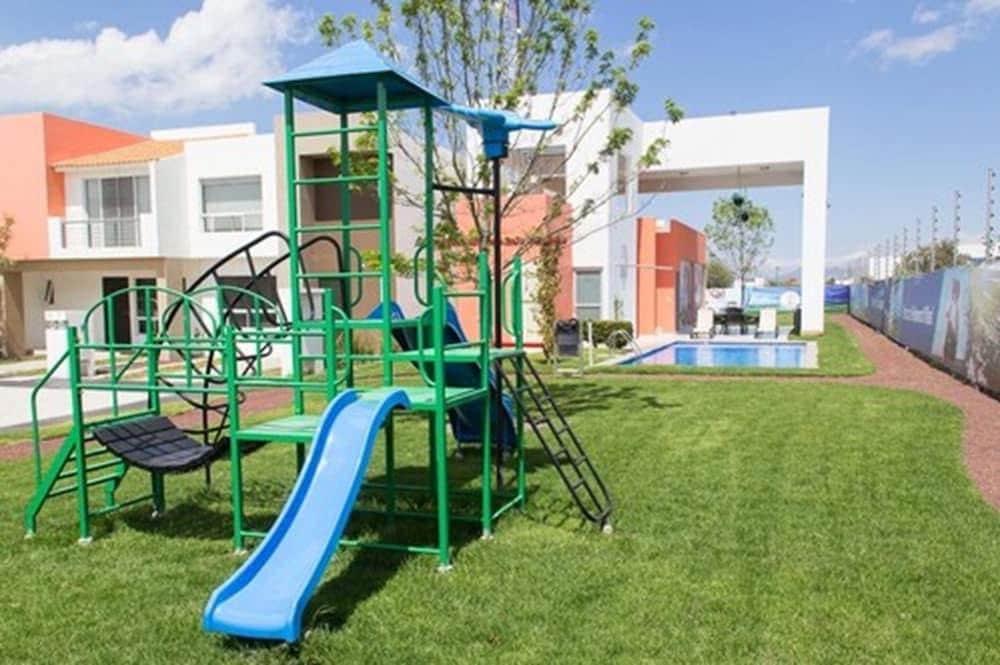 Redwood Villas Extended Stay