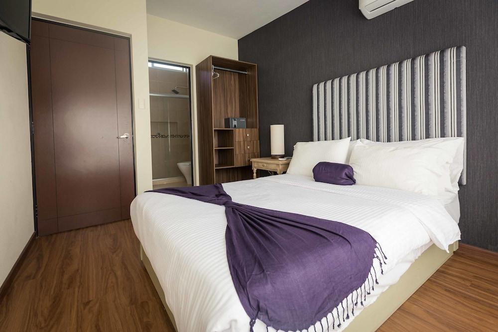 Redwood Villas Extended Stay