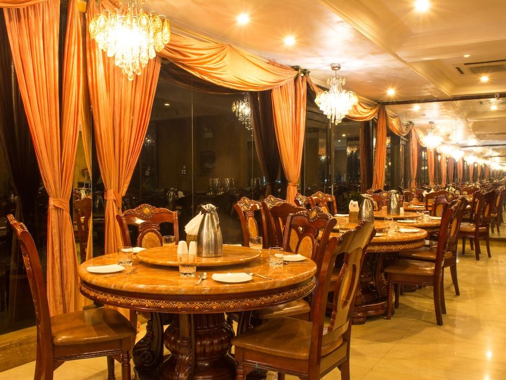 Ravine Hotel
