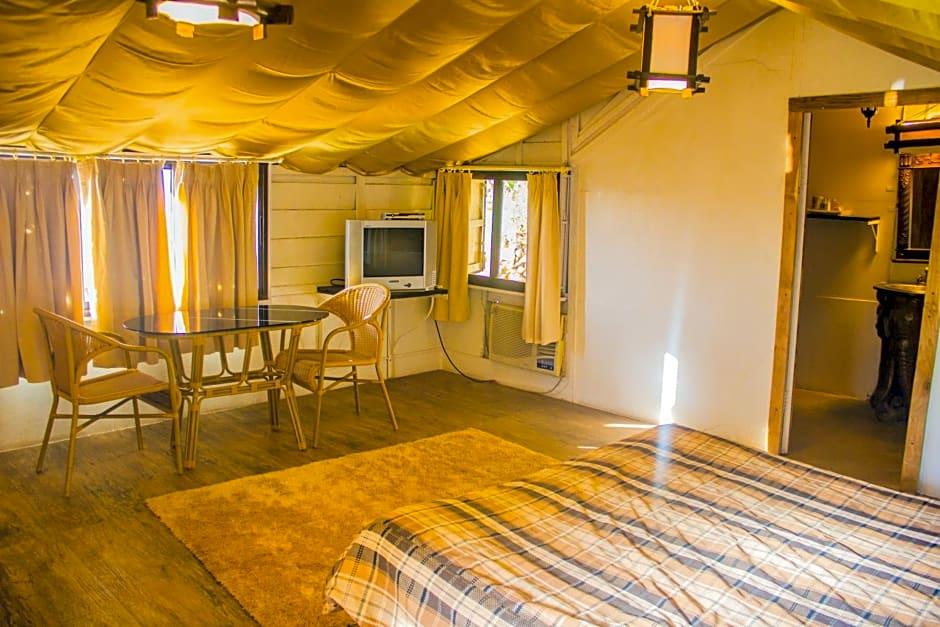 Ravine Hotel