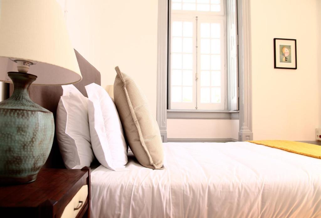 The Luggage Hostel & Suites