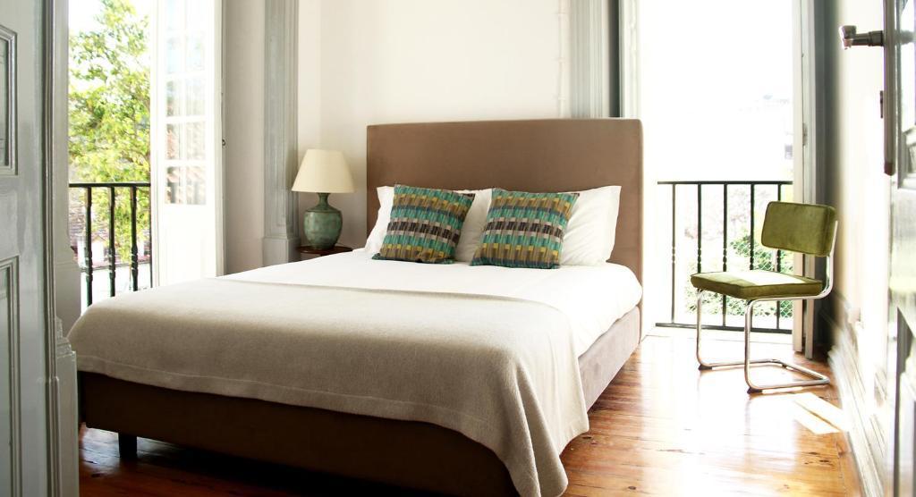 The Luggage Hostel & Suites