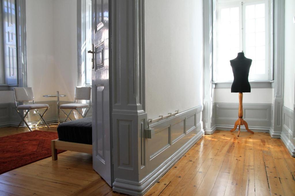 The Luggage Hostel & Suites