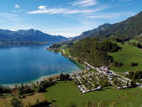 Berau Landhotel am See