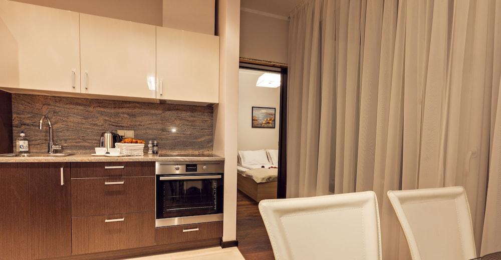 Sonia Apartments