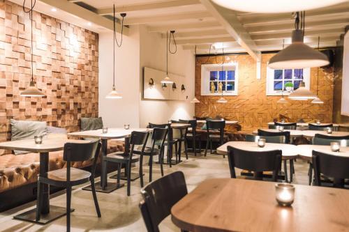 Hotel Restaurant Zee van Tijd