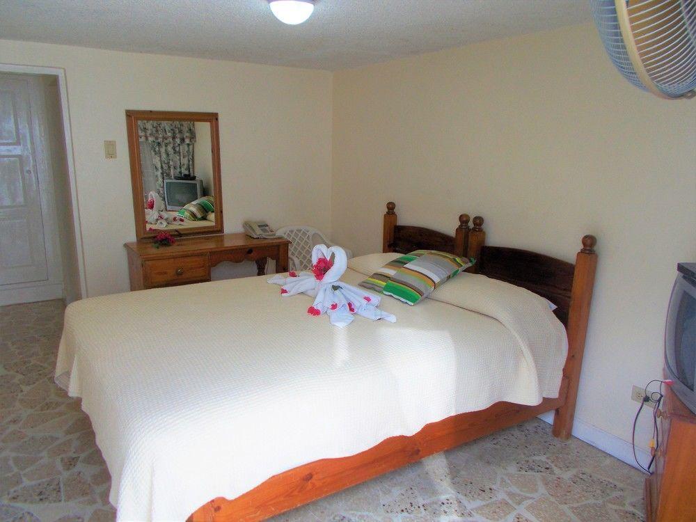 Paradise Inn