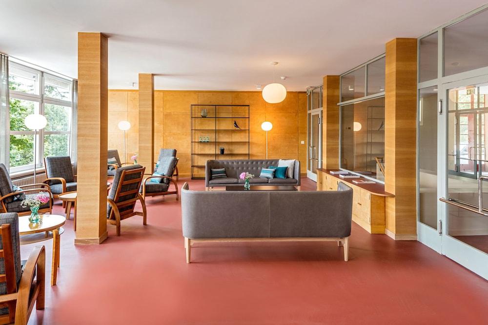Crans-Montana Youth Hostel «Bella Lui»