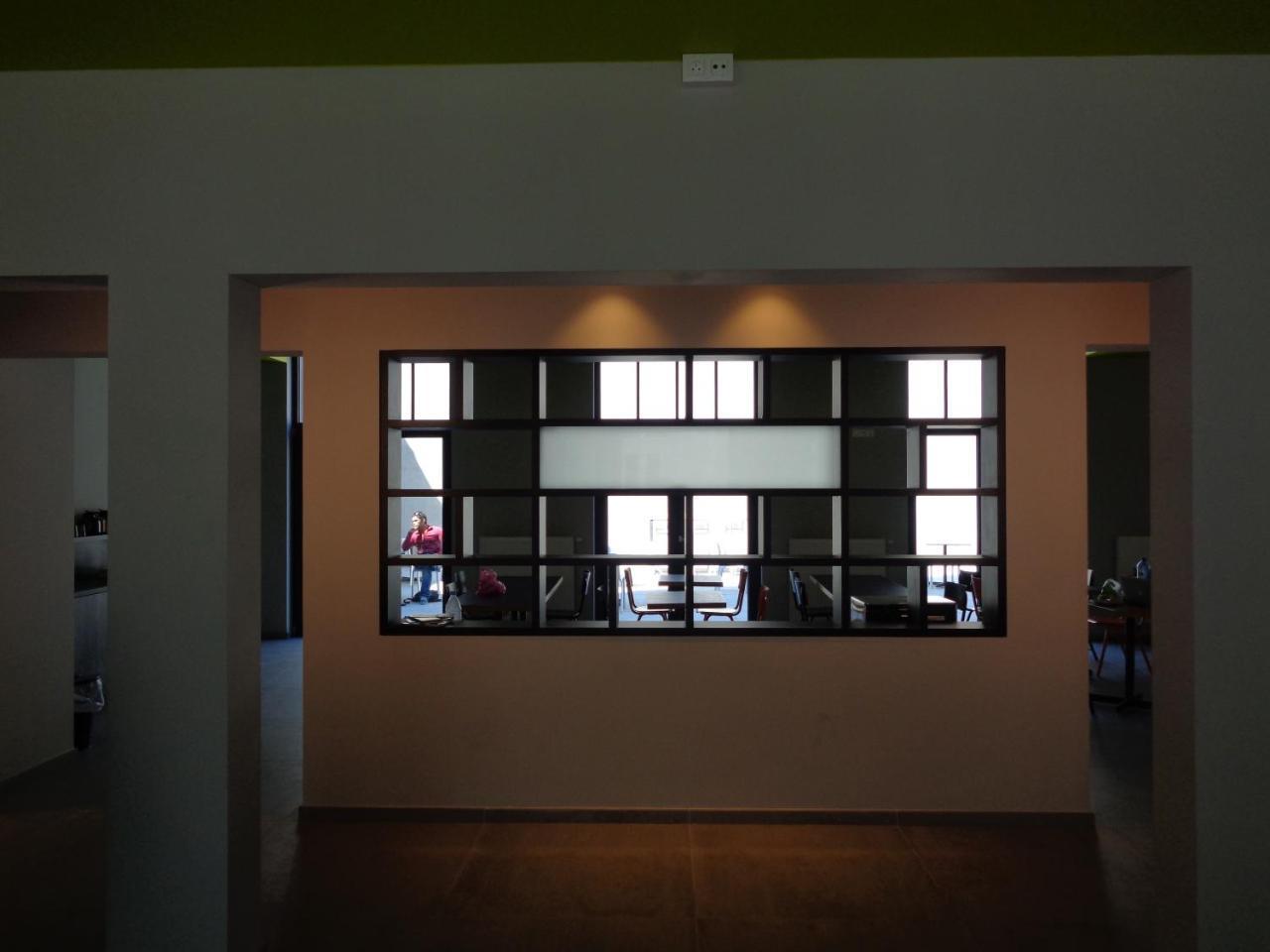Brxxl 5 City Centre Hostel
