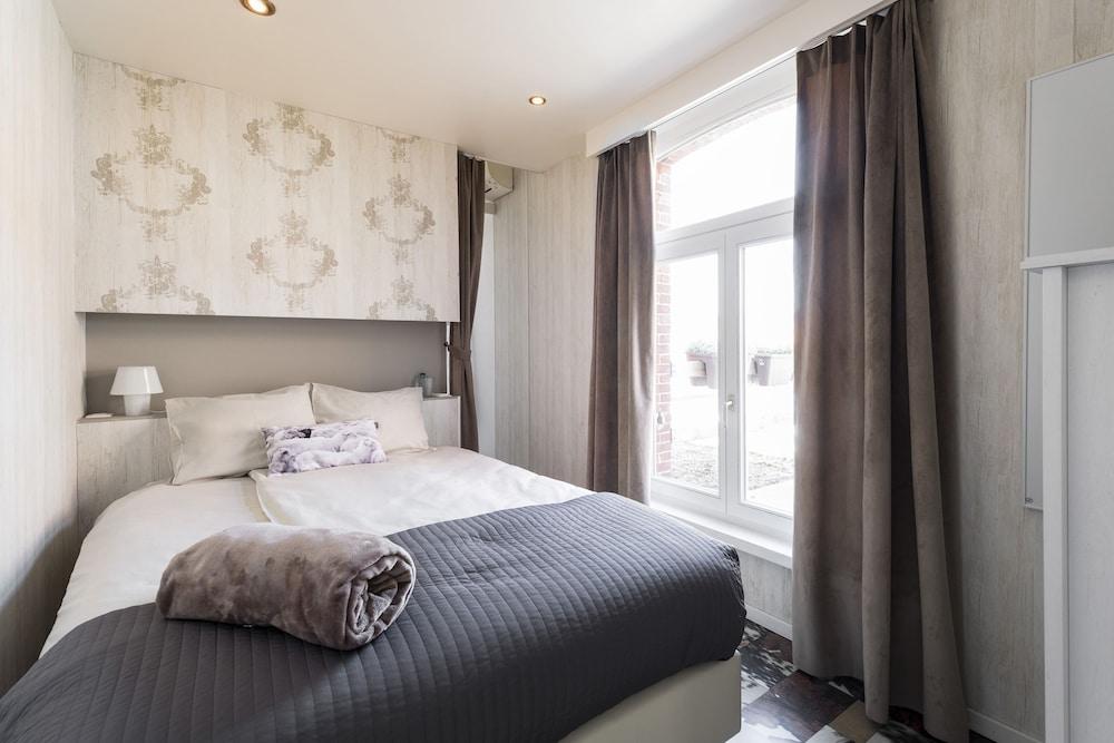 Cachet De Cire 'BeD'