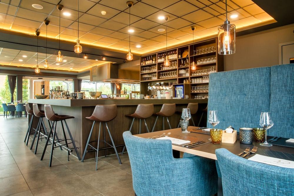 Mezzo Hotel & Business