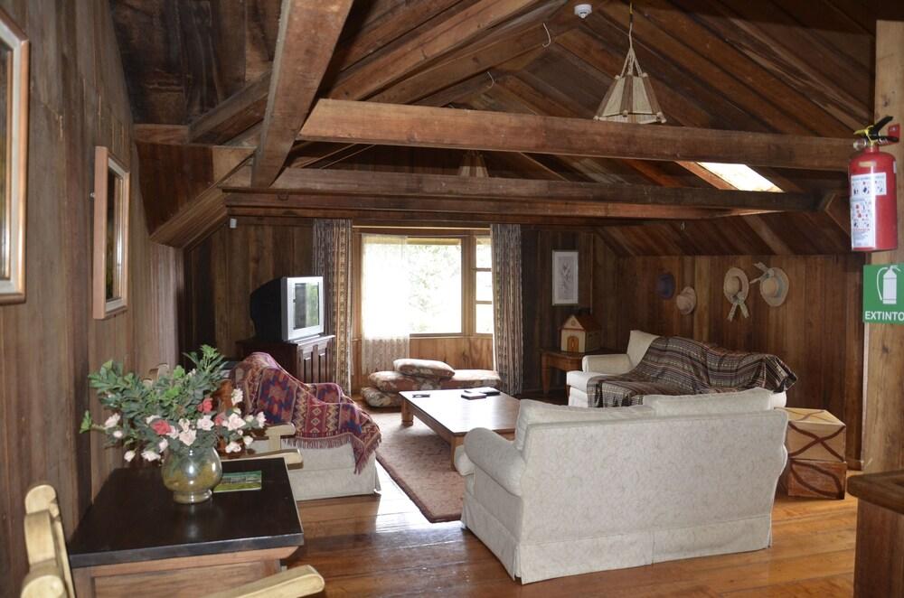 Sachatamia Lodge