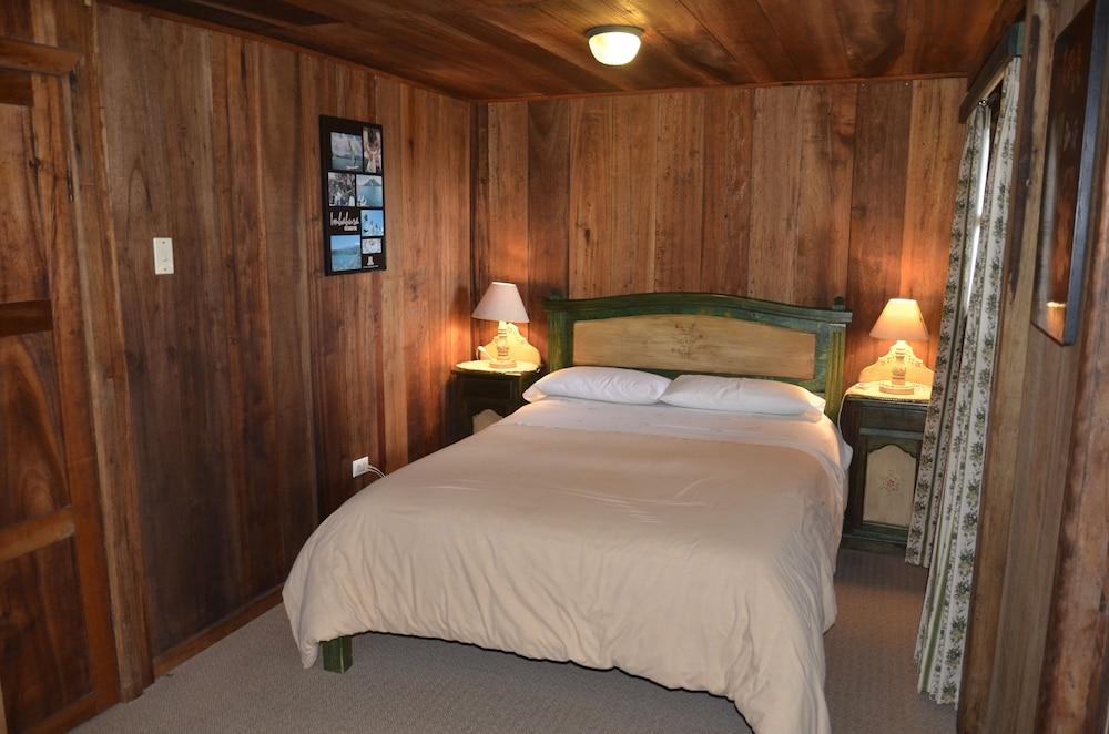 Sachatamia Lodge