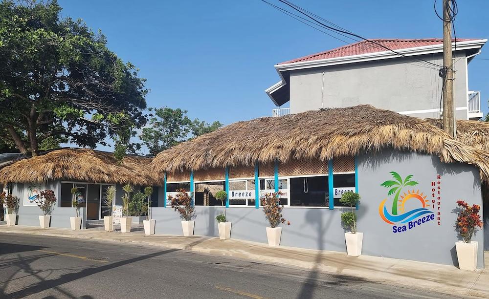 Sea Breeze Hotel