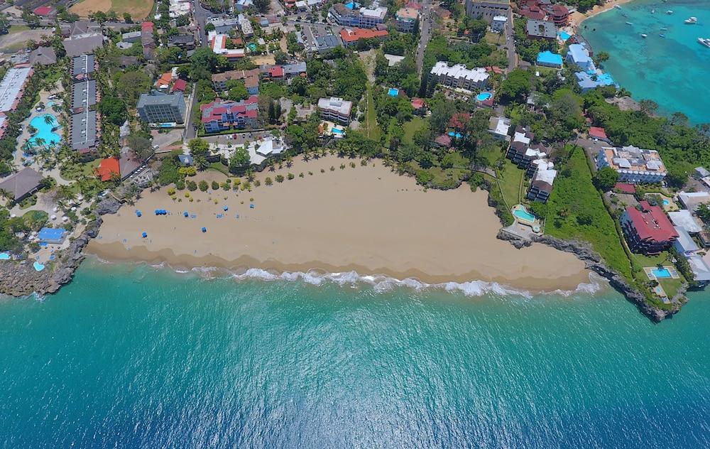 Sea Breeze Hotel