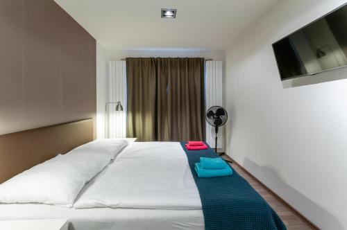 VV Hotel