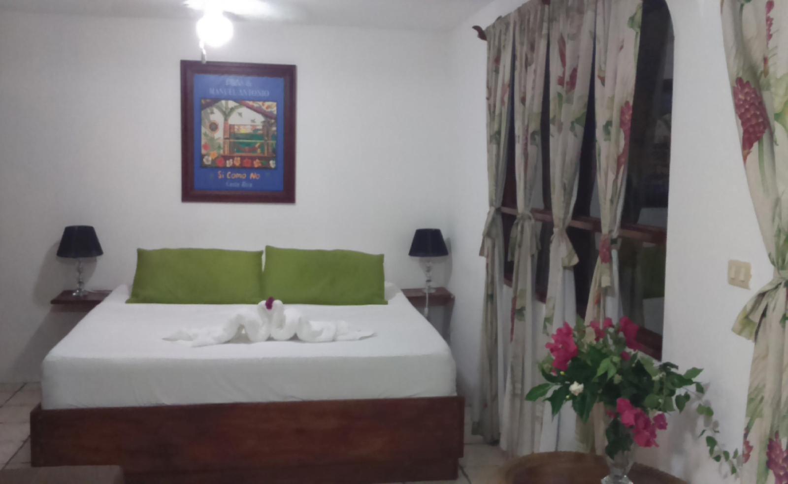 Paradise Inn