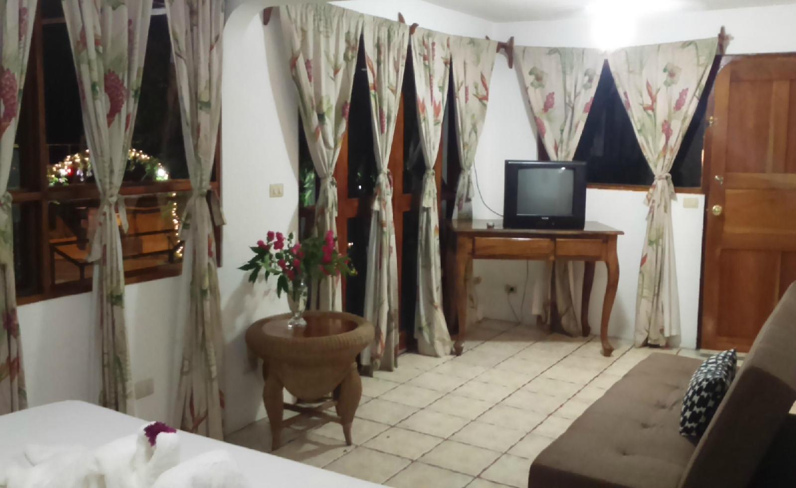 Paradise Inn