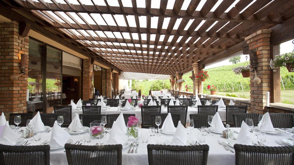 Stupnicki Dvori Winery Hotel