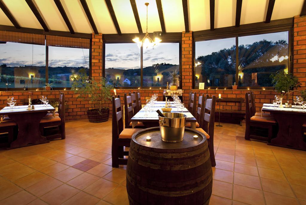 Stupnicki Dvori Winery Hotel