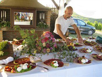 Stupnicki Dvori Winery Hotel
