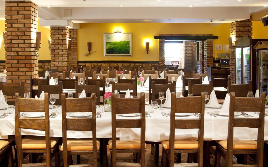 Stupnicki Dvori Winery Hotel